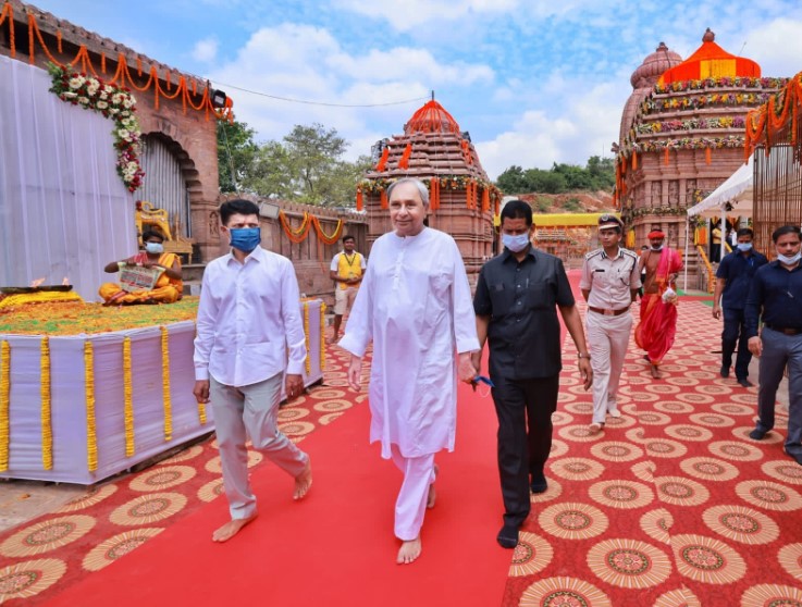Odisha CM attends 'Pratistha Mahotsav' of revamped Tara Tarini temple