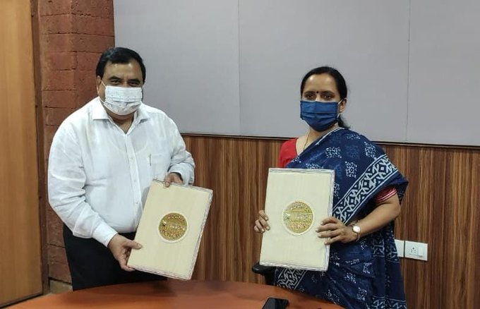 SHG ରୁ MSME ଯାତ୍ରାରେ ମିଶନ ଶକ୍ତି ; ପୋଷାକ ଉତ୍ପାଦନ ପାଇଁ ଚୁକ୍ତିନାମା ସ୍ବାକ୍ଷରିତ